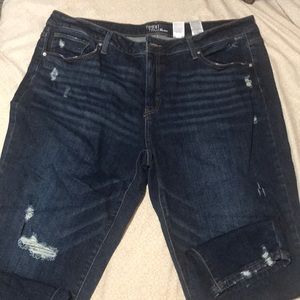 Time and Tru mid rise jeans